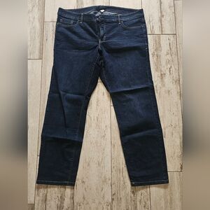 Old Navy NWT Tummy Tamer 22 Plus Jeans